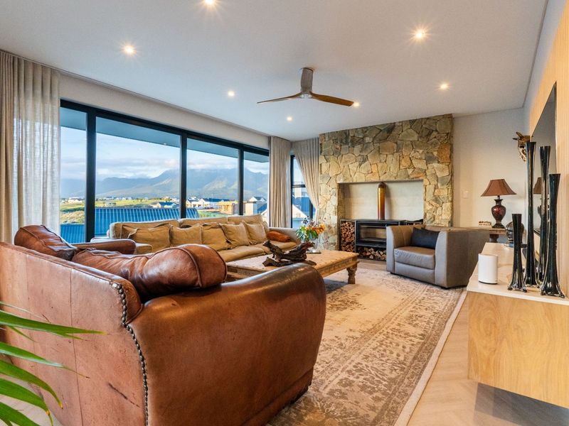 House For Sale in Kingswood Golf Estate - Photo 10