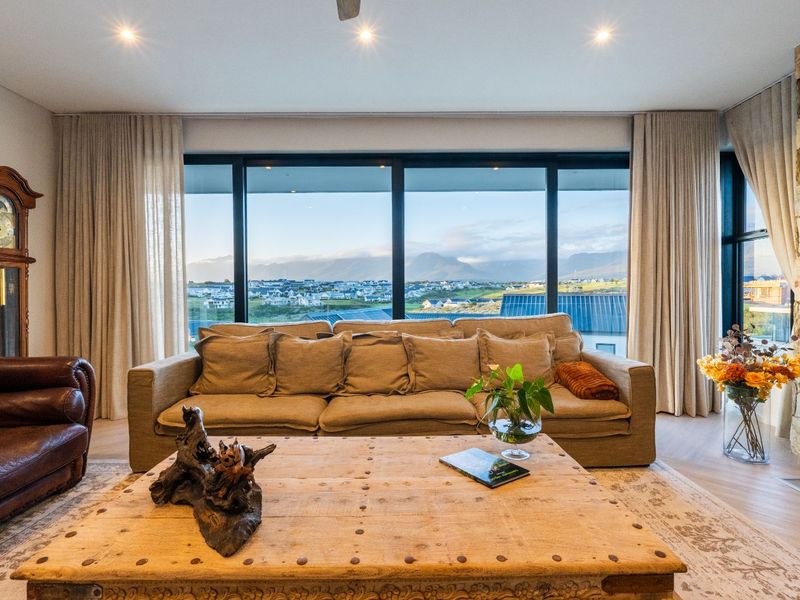 House For Sale in Kingswood Golf Estate - Photo 9