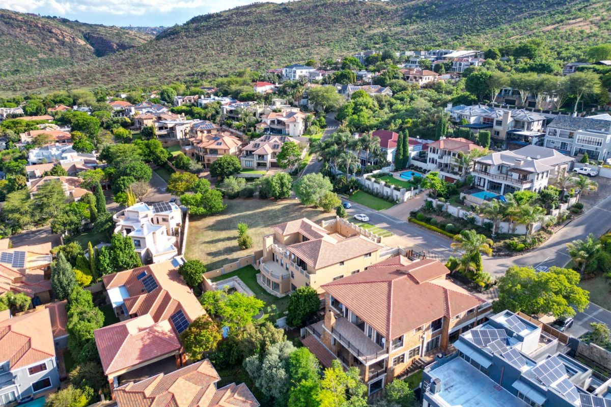 House For Sale in Featherbrooke Estate - Photo 4