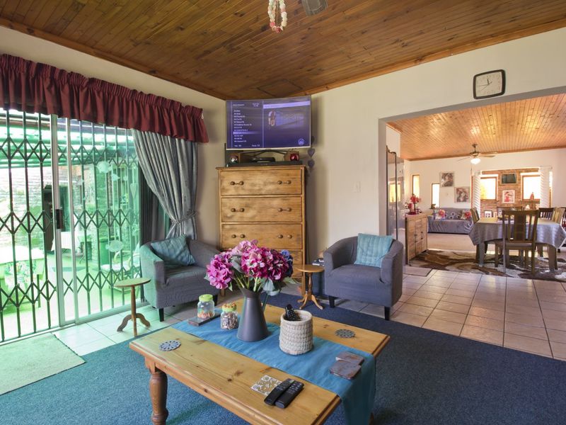 House For Sale in Bayview - Photo 8