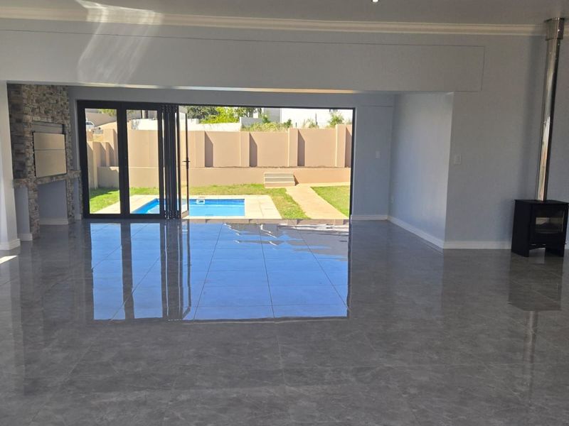 House For Sale in Mount Royal Golf Estate - Photo 10