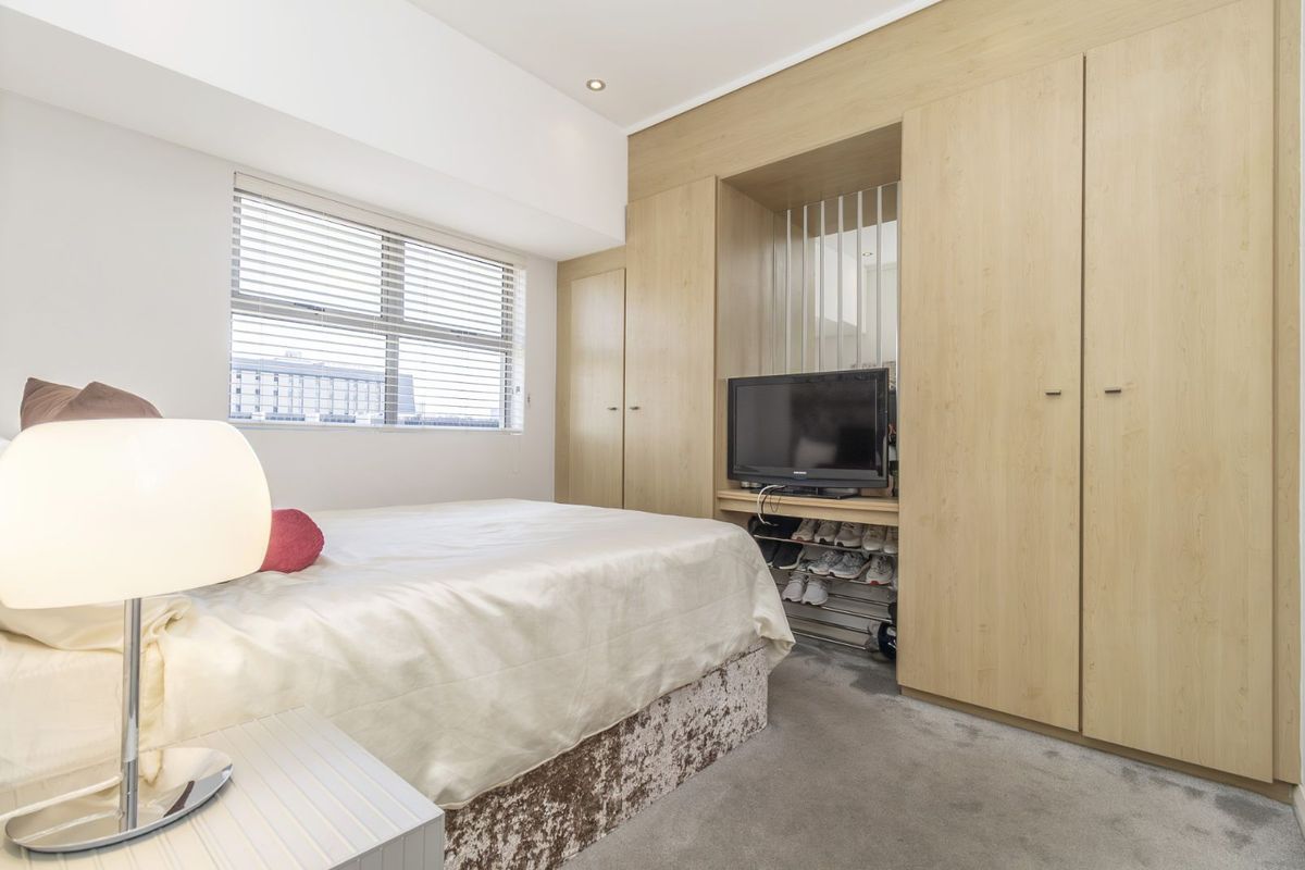 Apartment For Sale in Morningside - Photo 5