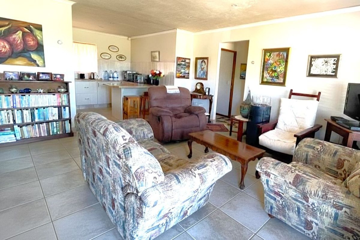 House For Sale in Groenvallei - Photo 3