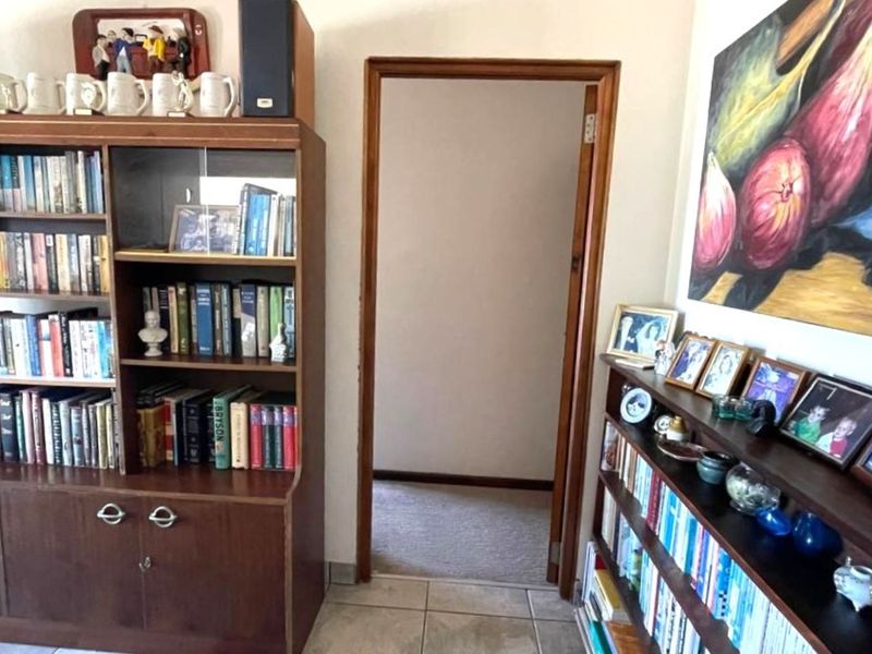 House For Sale in Groenvallei - Photo 5