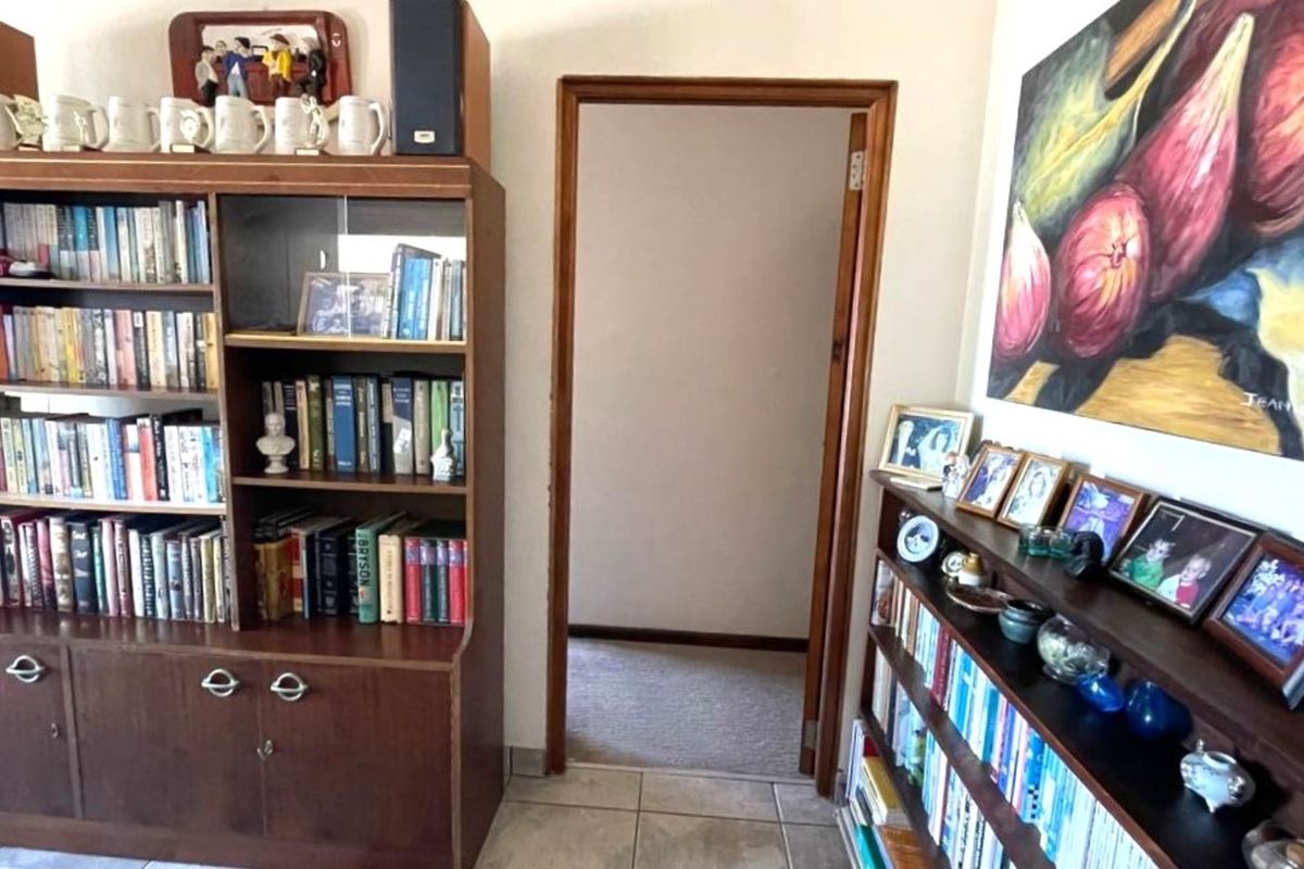 House For Sale in Groenvallei - Photo 5