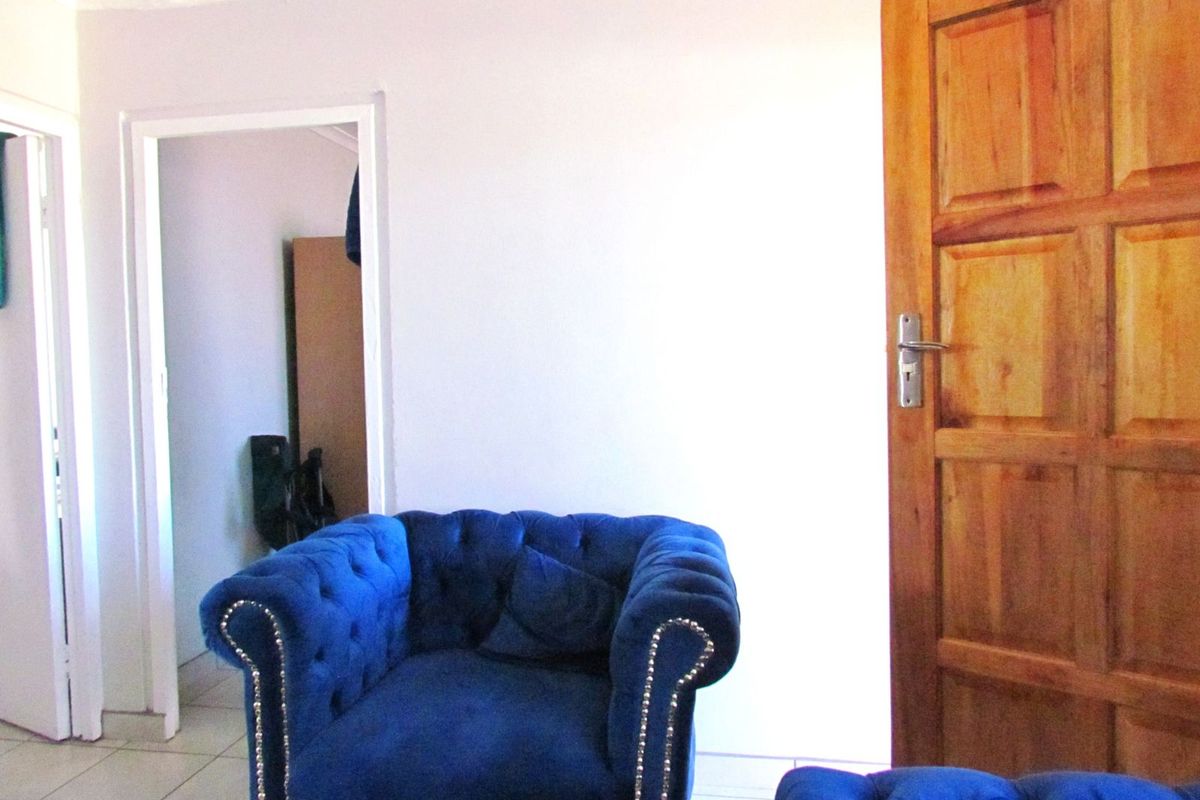 House For Sale in Bethelsdorp - Photo 2