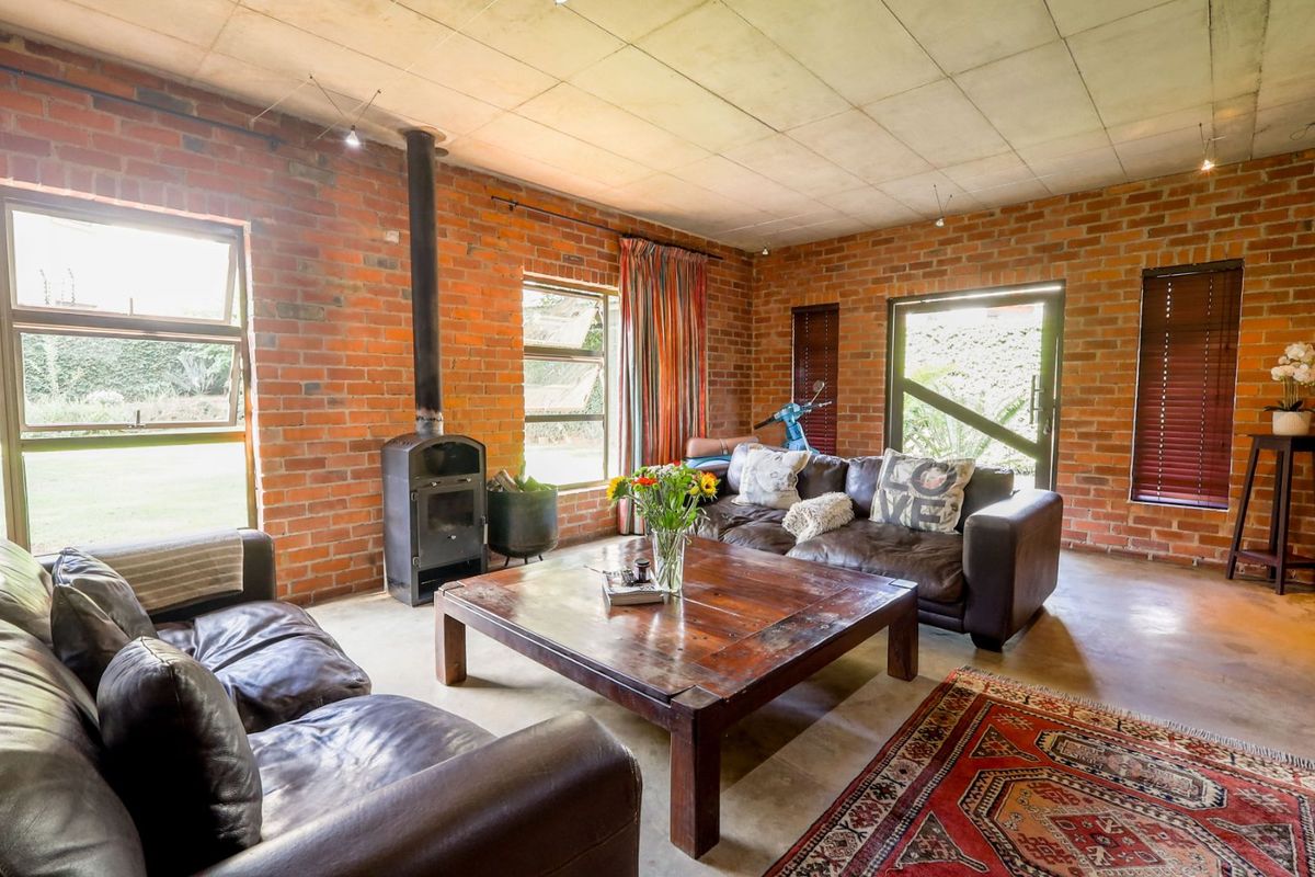 House For Sale in Olympus AH - Photo 4