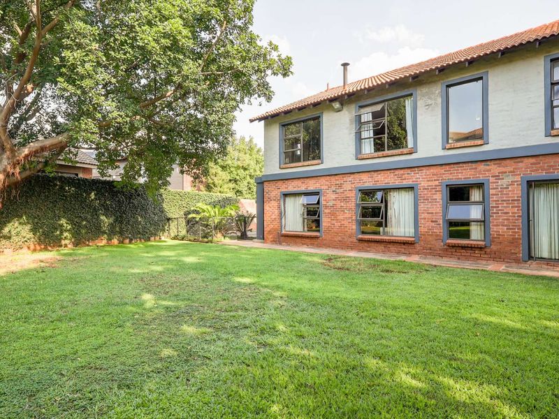 House For Sale in Olympus AH - Photo 3