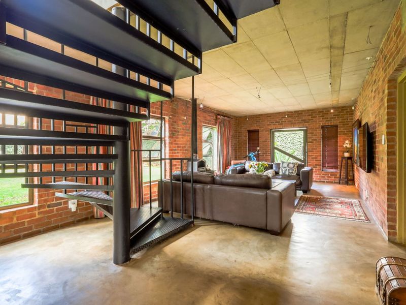 House For Sale in Olympus AH - Photo 5