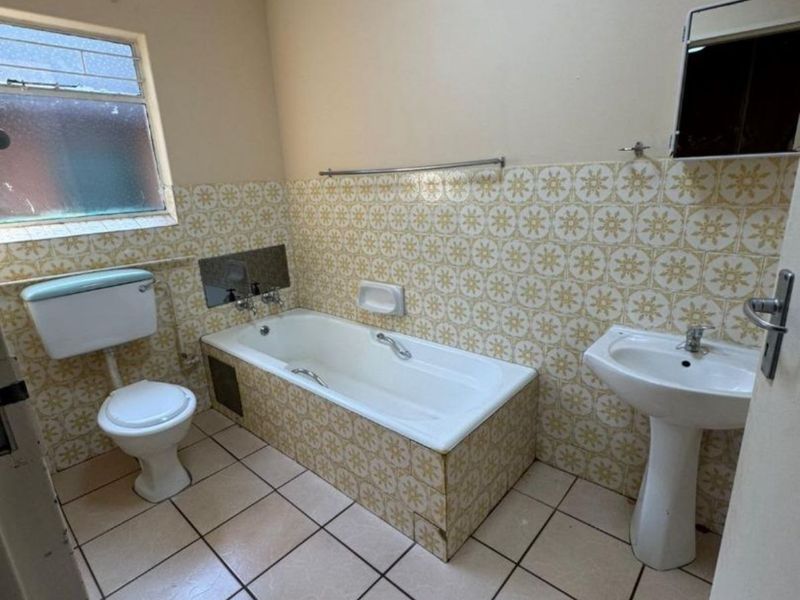 House For Sale in Sunset Park - Photo 9