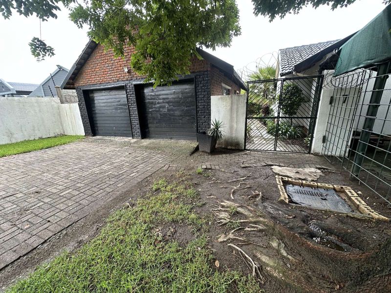 House For Sale in Sunset Park - Photo 6