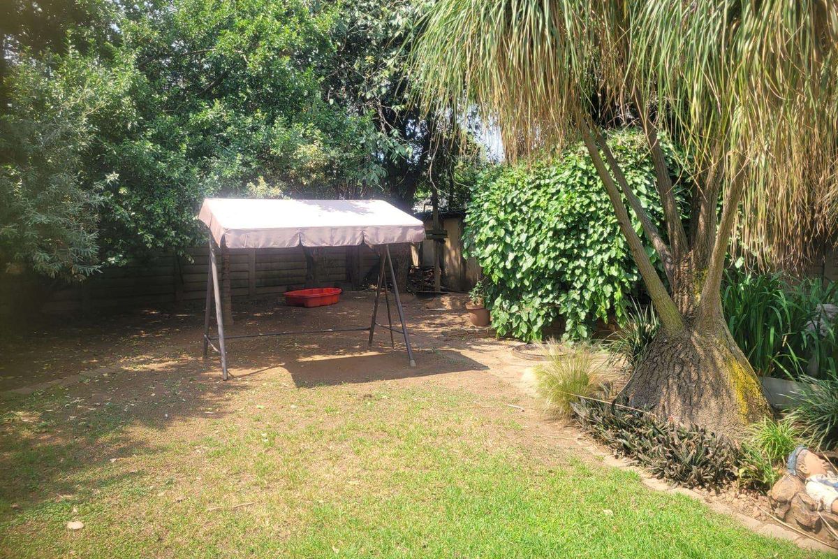 House For Sale in Hoeveld Park - Photo 4