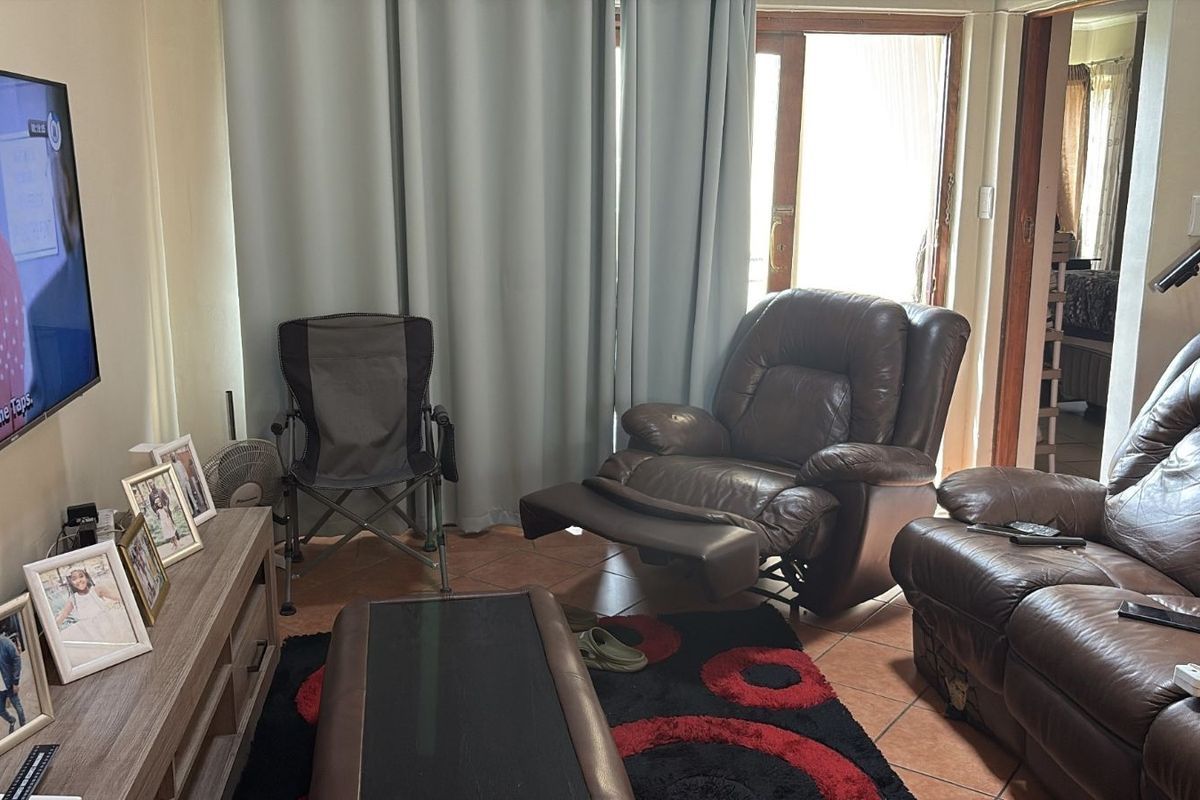 Apartment For Sale in Montana - Photo 2