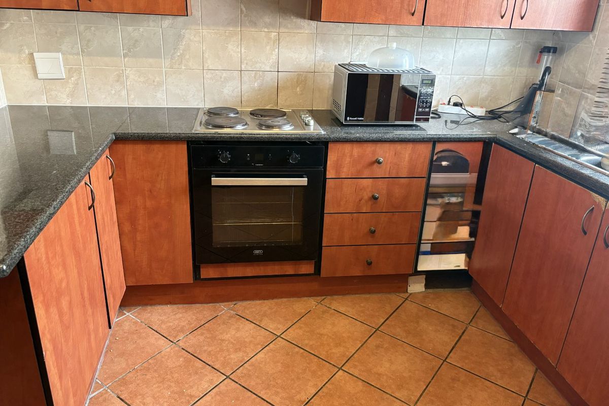 Apartment For Sale in Montana - Photo 3