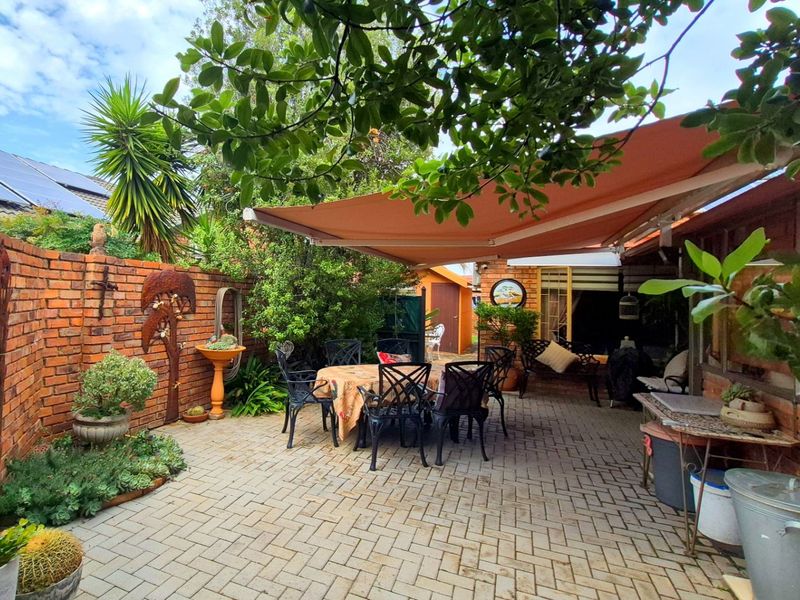 House For Sale in Rietvalleirand - Photo 5