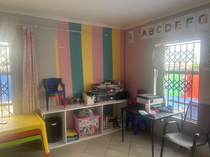 House For Sale in Southern Gateway - Photo 6