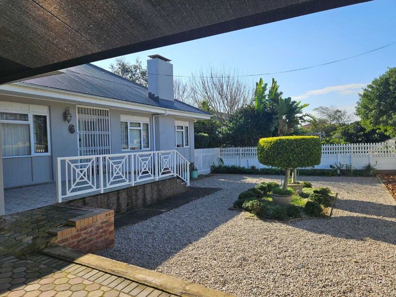 House For Sale in Hartenbos Central - Photo 3