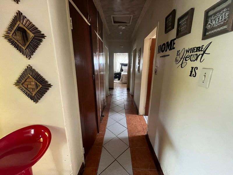 House For Sale in Burgersfort Central - Photo 7