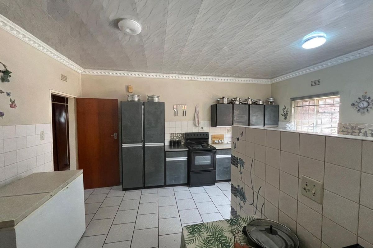 House For Sale in Burgersfort Central - Photo 5