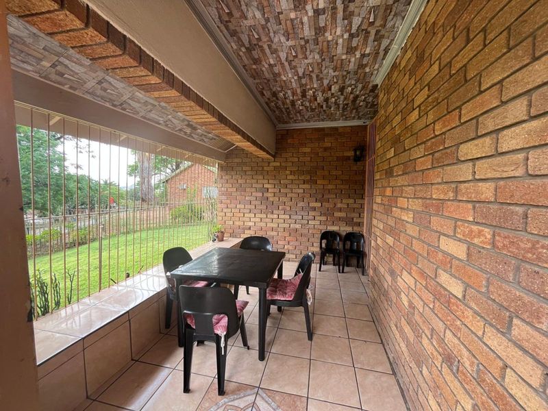 House For Sale in Burgersfort Central - Photo 2