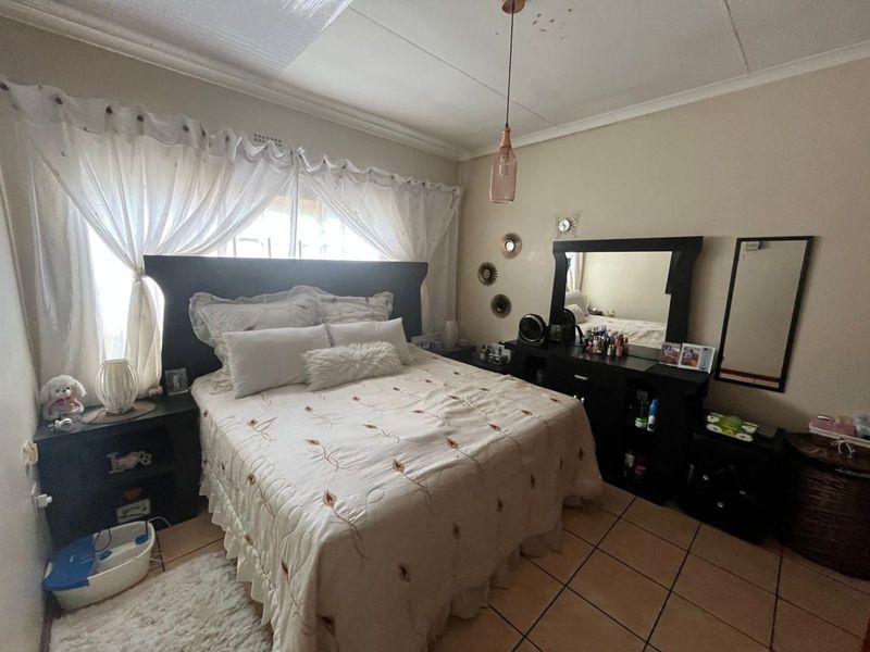 House For Sale in Burgersfort Central - Photo 10