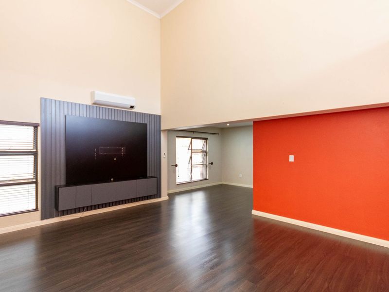 House For Sale in Kengies - Photo 3