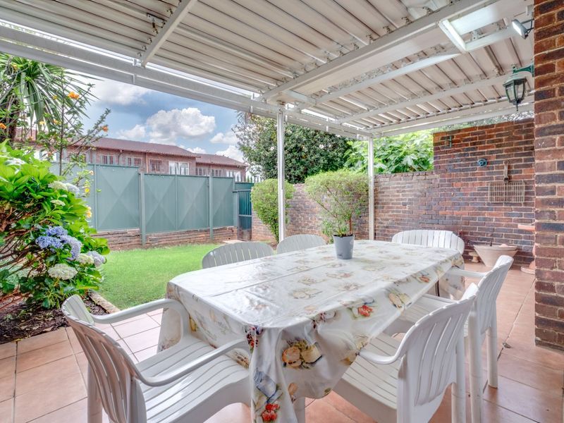 Townhouse For Sale in Fairland - Photo 5