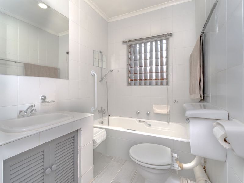 Townhouse For Sale in Fairland - Photo 3