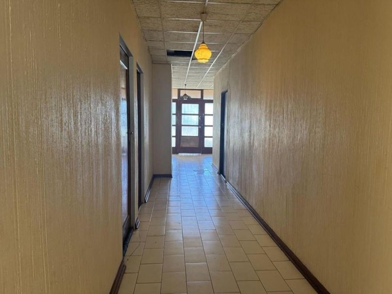 House For Sale in Observatory - Photo 6