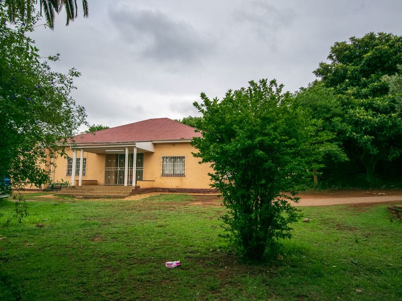 House For Sale in Observatory - Photo 4