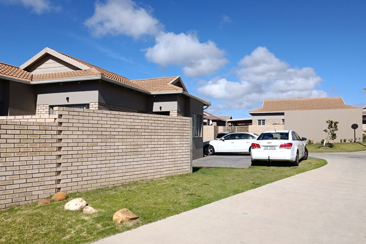 House For Sale in Pacaltsdorp - Photo 4