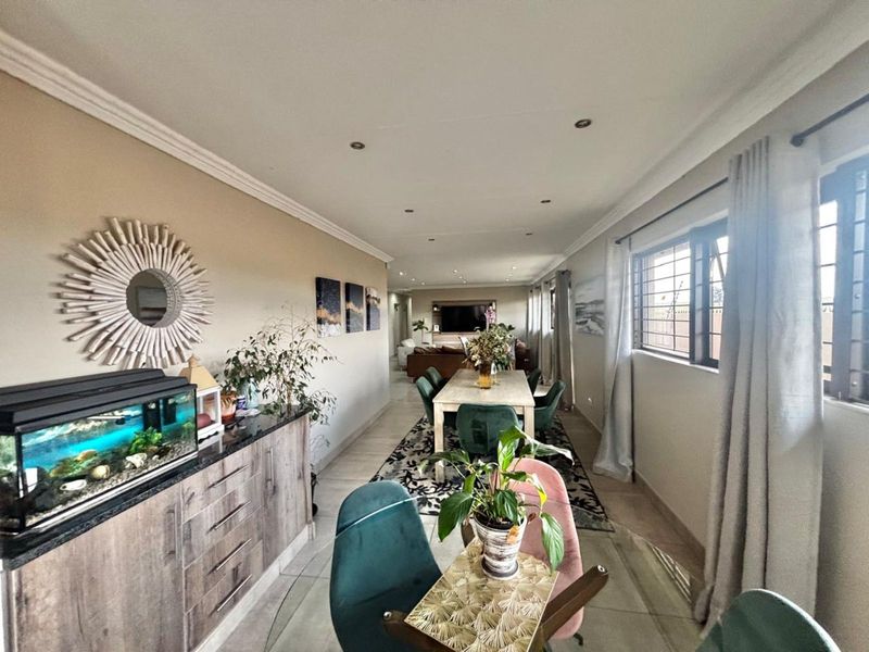 House For Sale in Noordrand - Photo 8