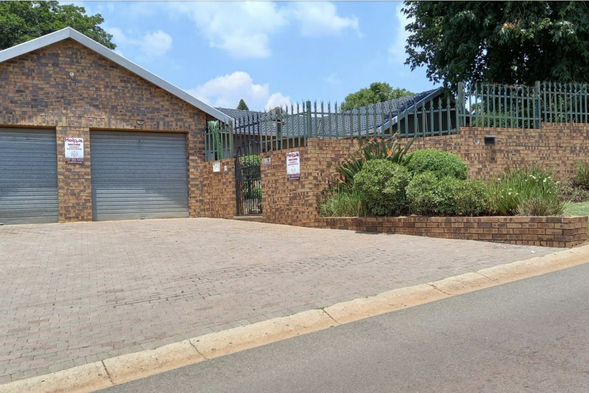 House For Sale in Wilro Park - Photo 2