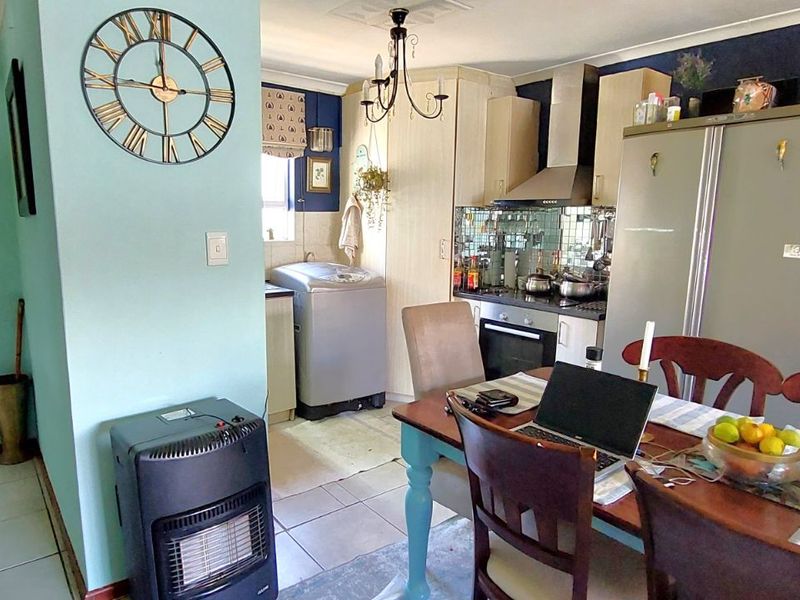 Apartment For Sale in Whispering Pines - Photo 4