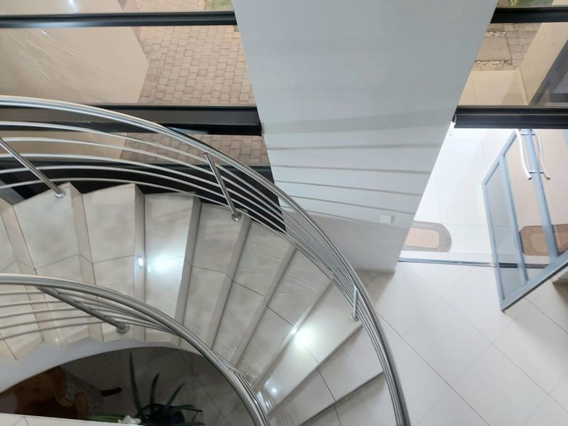 House For Sale in Savannah Country Estate - Photo 10