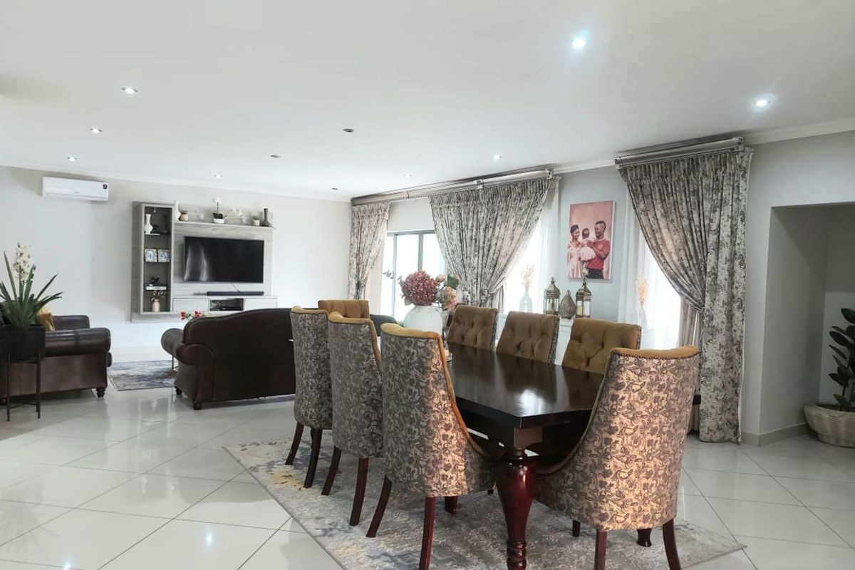 House For Sale in Savannah Country Estate - Photo 3