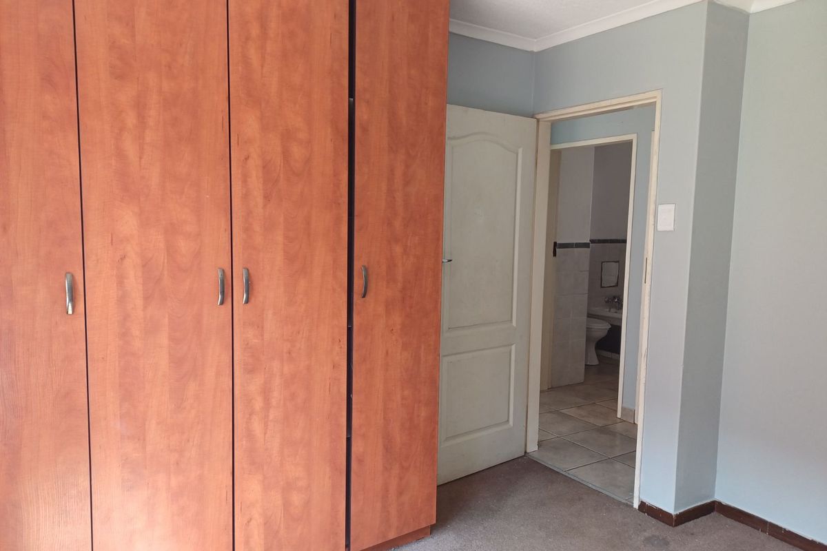 Apartment For Sale in Castleview - Photo 5
