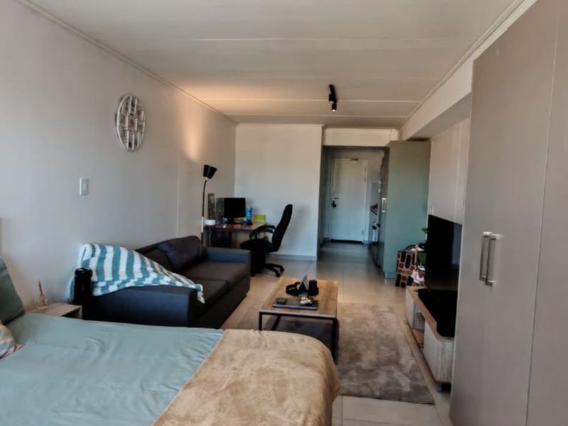 Apartment For Sale in Mowbray - Photo 4