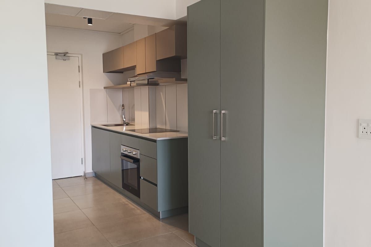 Apartment For Sale in Mowbray - Photo 5