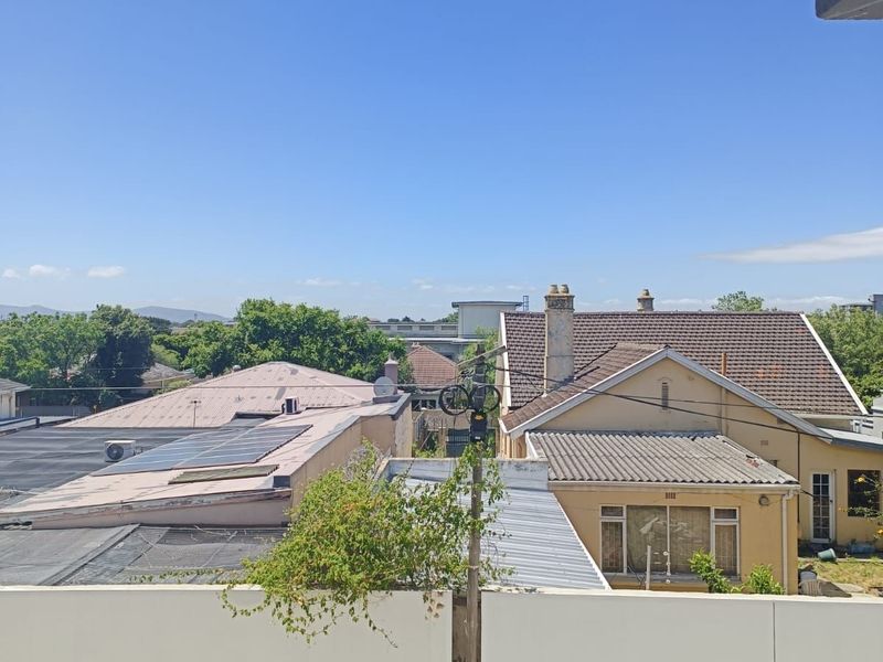 Apartment For Sale in Mowbray - Photo 7