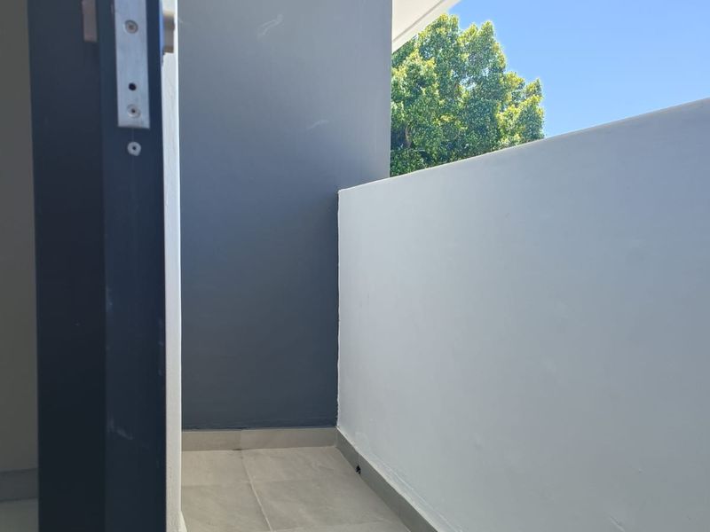 Apartment For Sale in Mowbray - Photo 6