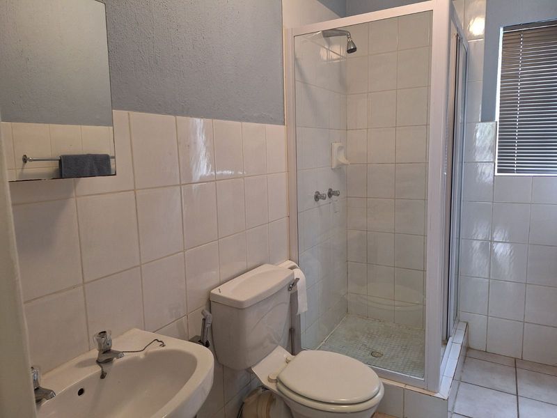 Townhouse For Sale in Sterrewag - Photo 10