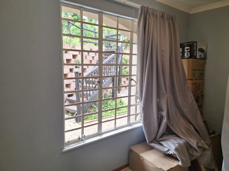 Townhouse For Sale in Sterrewag - Photo 8