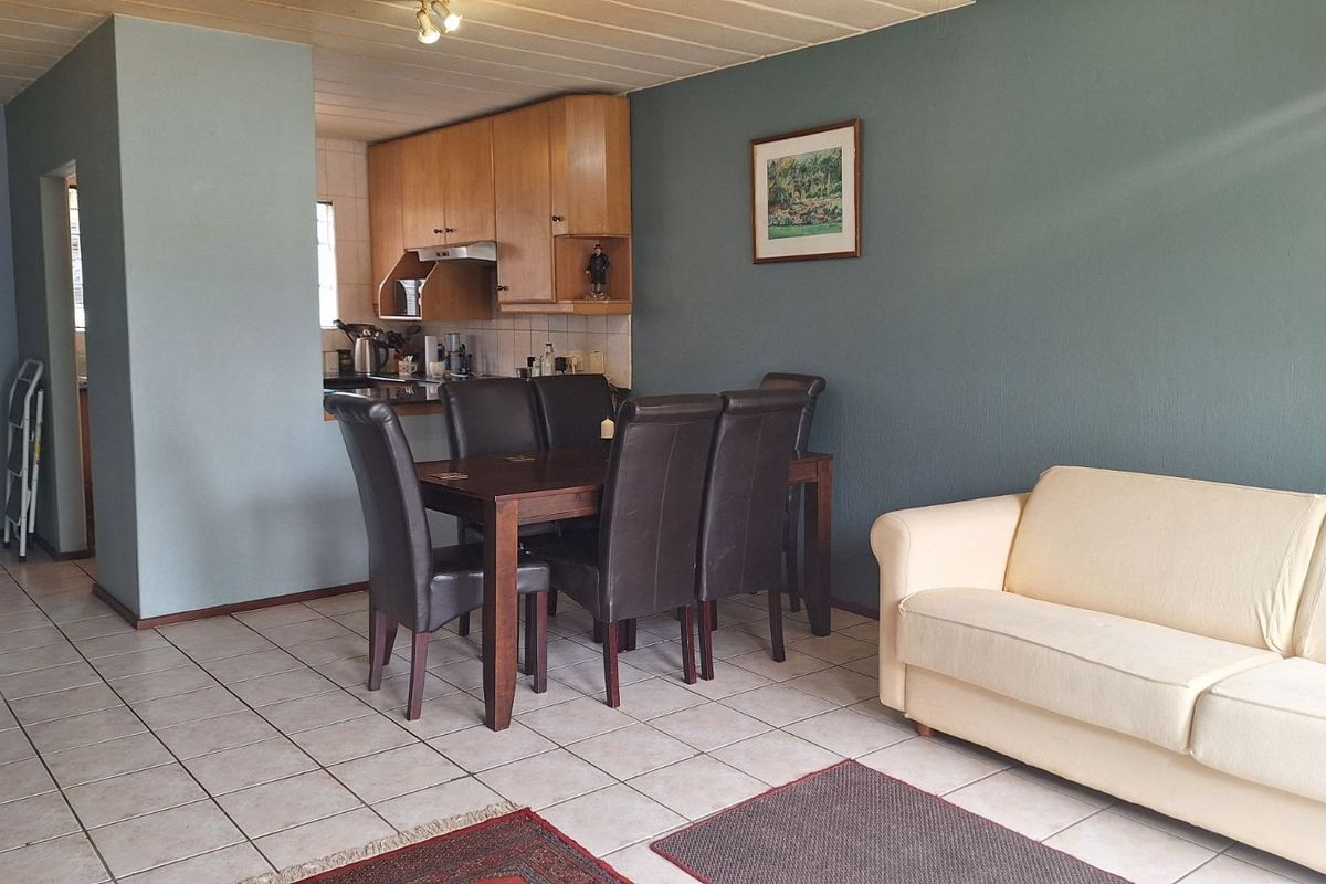 Townhouse For Sale in Sterrewag - Photo 3