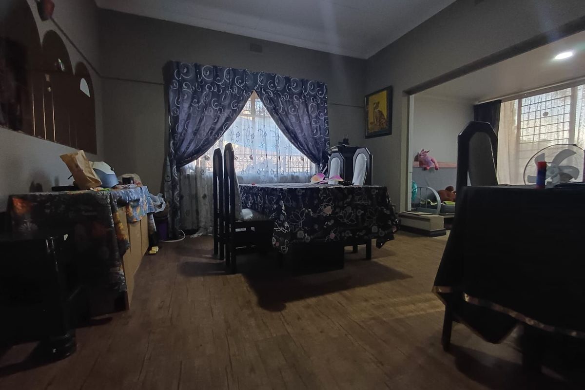 House For Sale in Stilfontein Central - Photo 5