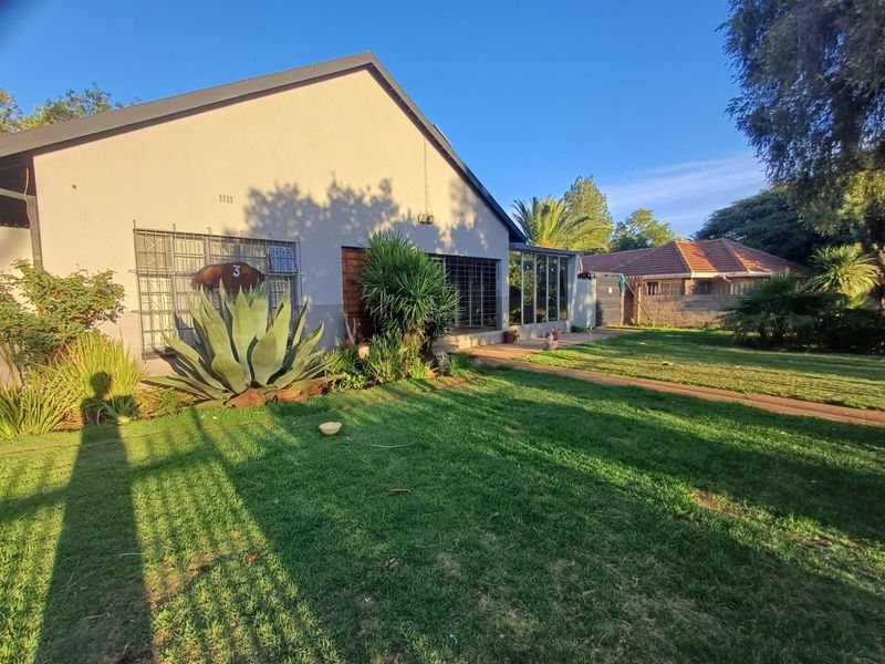 House For Sale in Stilfontein Central - Photo 2