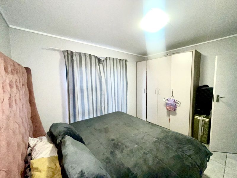 Apartment For Sale in Amberfield - Photo 10