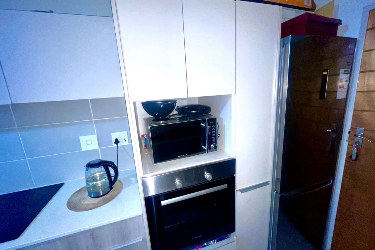 Apartment For Sale in Amberfield - Photo 5