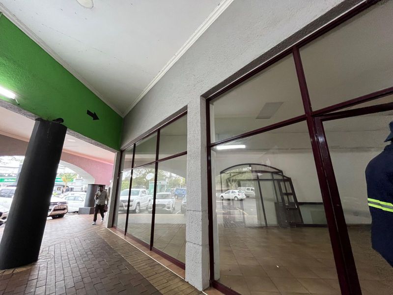 Retail To Rent in Queenswood - Photo 10