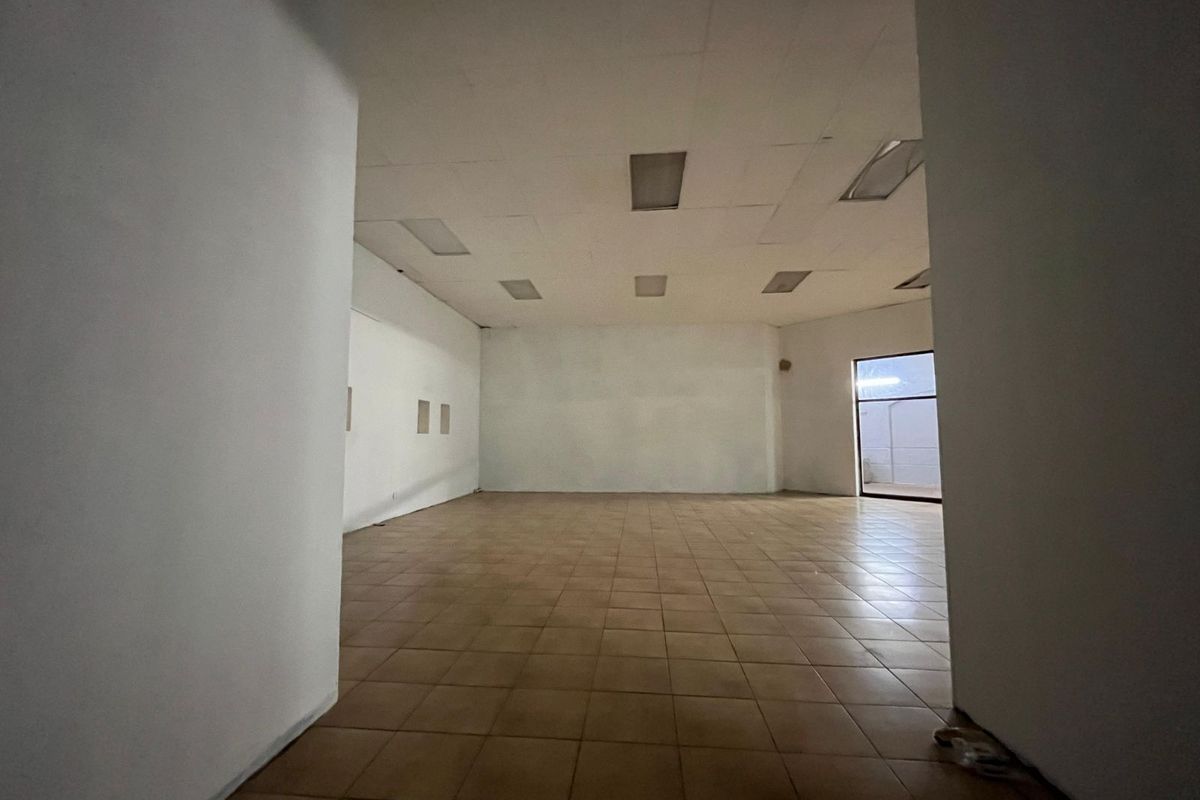 Retail To Rent in Queenswood - Photo 3
